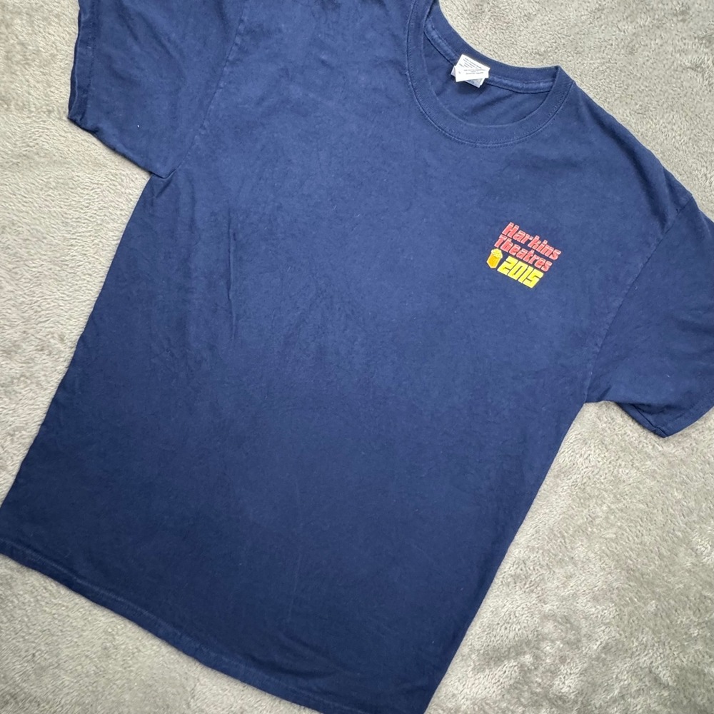 Gildan Harkins Theatres T-Shirt Men Large Navy Blue Excellent 2015 Popcorn Promo